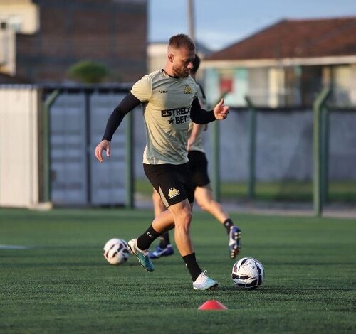 Athletico Paranaense x Criciúma: onde assistir ao vivo jogo da Série B do Brasileiro