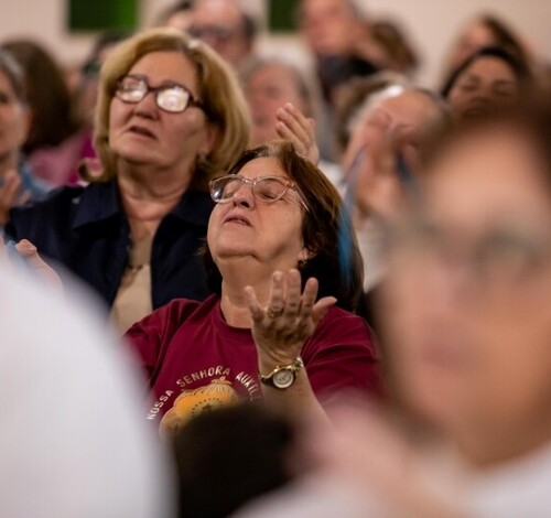 Sexta-Feira Santa: após 21 anos, católicos retomam Via Sacra no Morro Cechinel