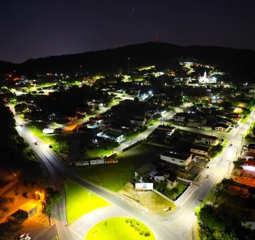 Coopercocal e Prefeitura de Criciúma inauguram nova iluminação no São Simão