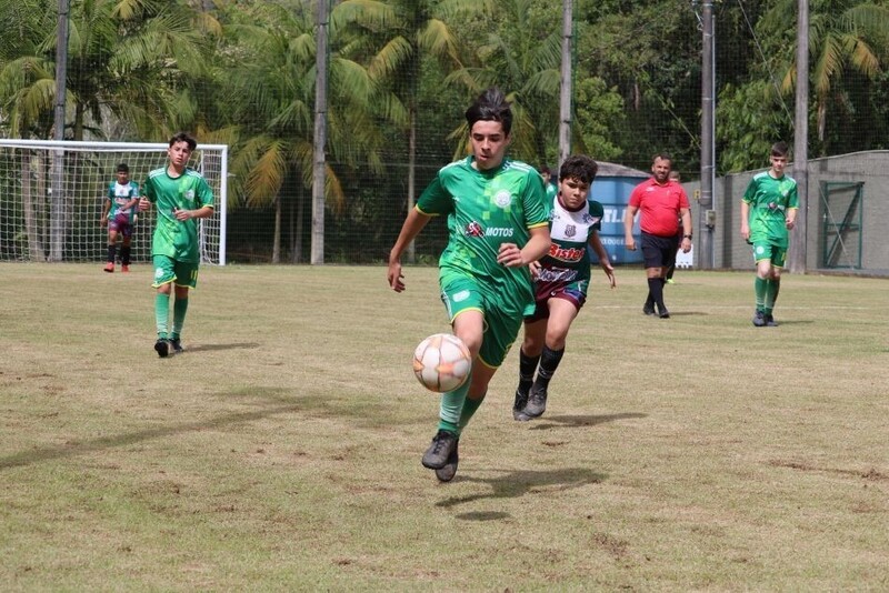 Neste sábado tem 2º Festival Coopercocal de Escolinhas de Futebol Suíço