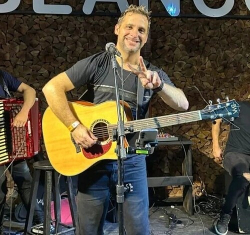 Ricardo Kaman apresenta especial Victor & Léo e Bruno & Marrone