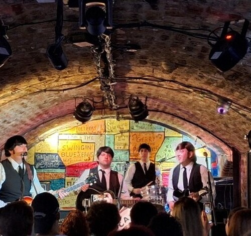 Star Beatles faz show gratuito em Criciúma