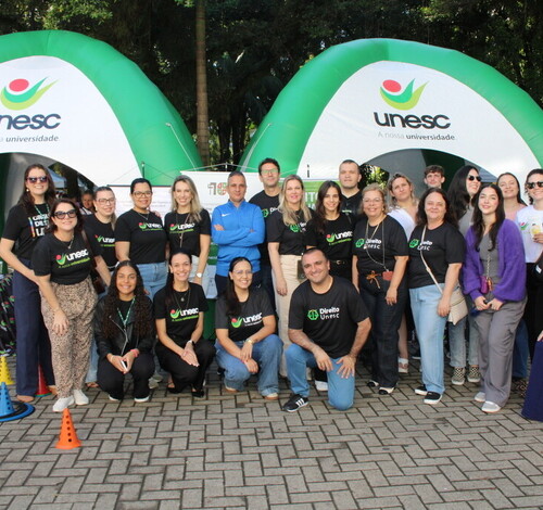 Unesc leva conhecimento à Praça Nereu Ramos