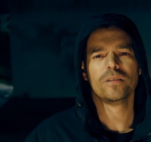 Michel Mariano lança single “Noites Sombrias”