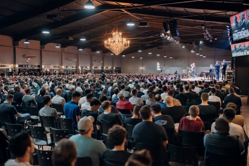 Fé, liderança e propósito na Conferência de Homens Abba Pai Church