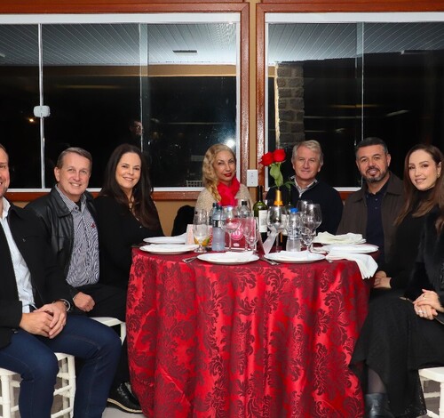 Amor e celebração no Jantar dos Namorados Mampituba