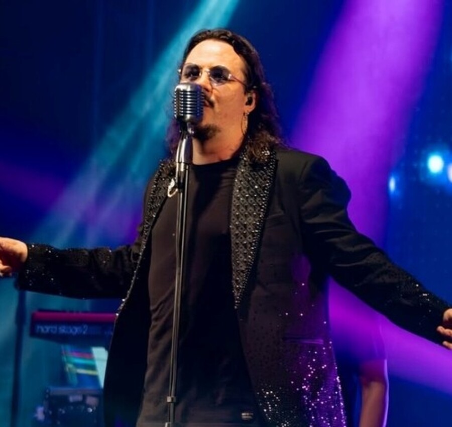 No próximo sábado tem show com Dino Fonseca em Criciúma