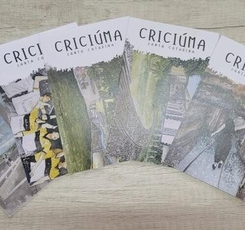 Raquel Ávila resgata nostalgia das mensagens através de postais de Criciúma