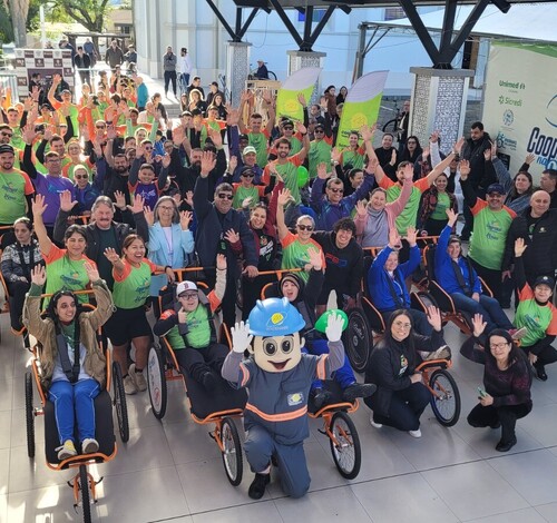 Dia do Cooperativismo: Coopercocal na Praça é marcado por união e participação