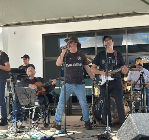 Rock na Praça de Morro da Fumaça marca lançamento do Viva MF