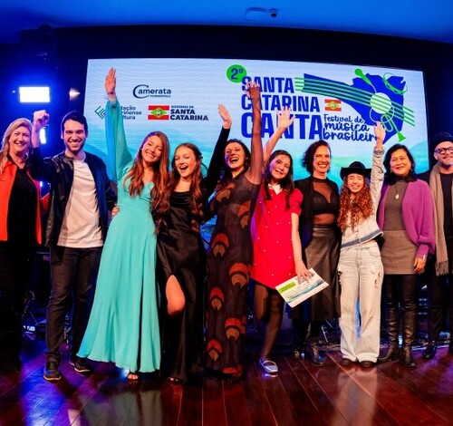 Criciúma define semifinalistas do Santa Catarina Canta