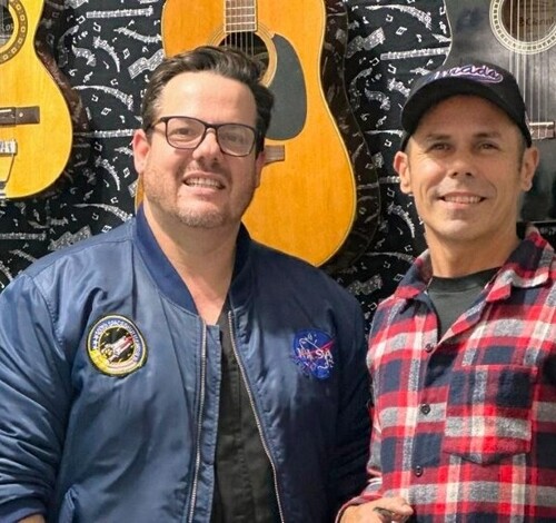 Show gratuito: Théo & Álex apresentam 'Especial Sertanejo Raiz'