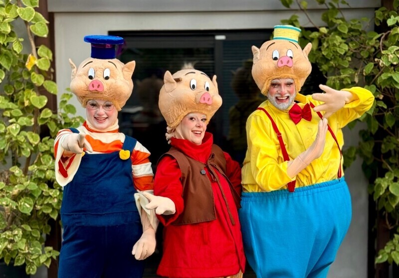 Domingo tem espetáculo gratuito ‘Os 3 Porquinhos’