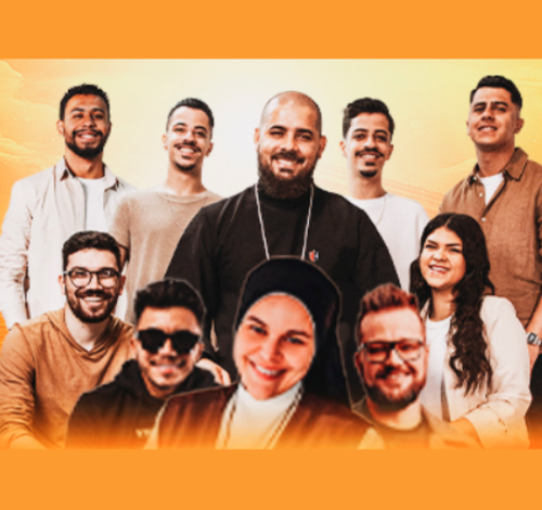 Fé, música e adoração no Festival Vibe Divina em Laguna