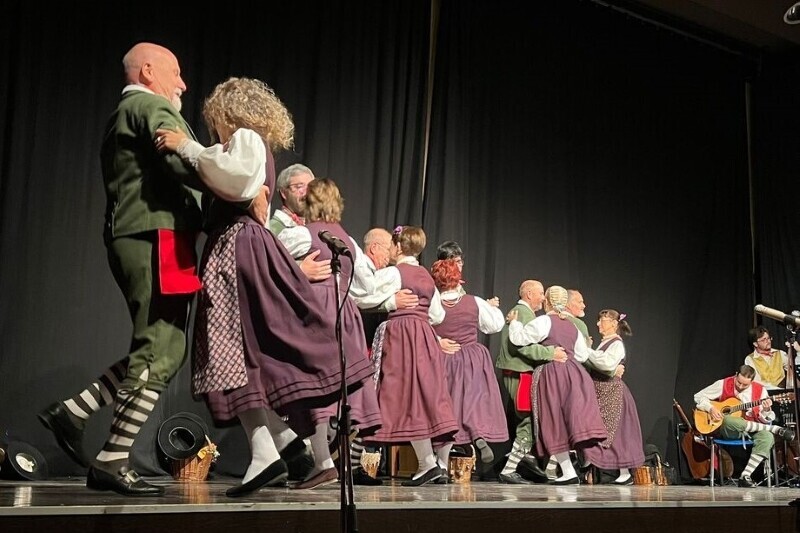 I Mercanti Dogali: Grupo folclórico italiano se apresenta em Criciúma