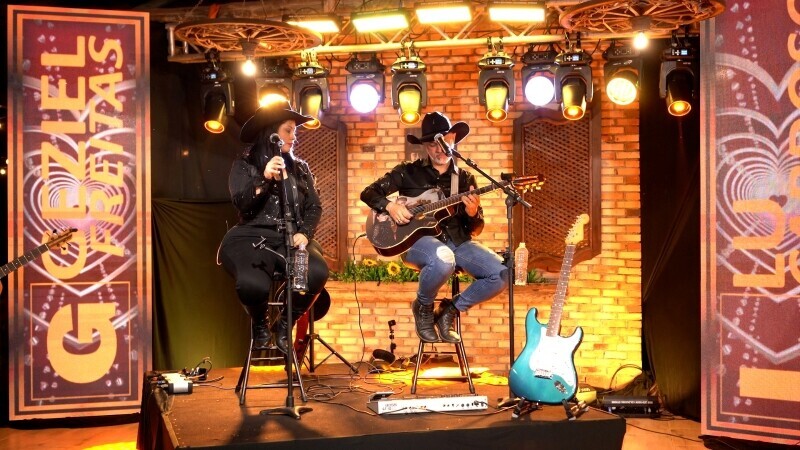 Geziel Freitas e Lu Cardoso gravam DVD autoral Sertanejão