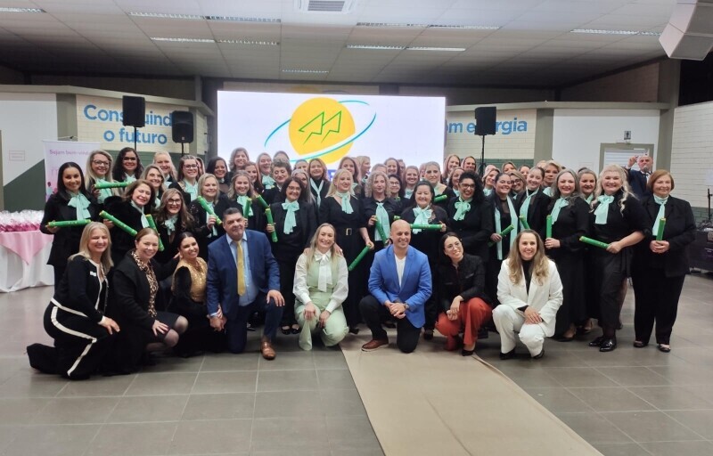 Noite de celebração ao protagonismo e à transformação na formatura do Mulheres Cooperativistas
