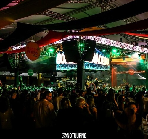 Dazaranha + 5 shows gratuitos na Oktober Shopping