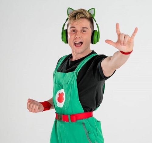 Em outubro tem Gato Galactico no Farol Shopping