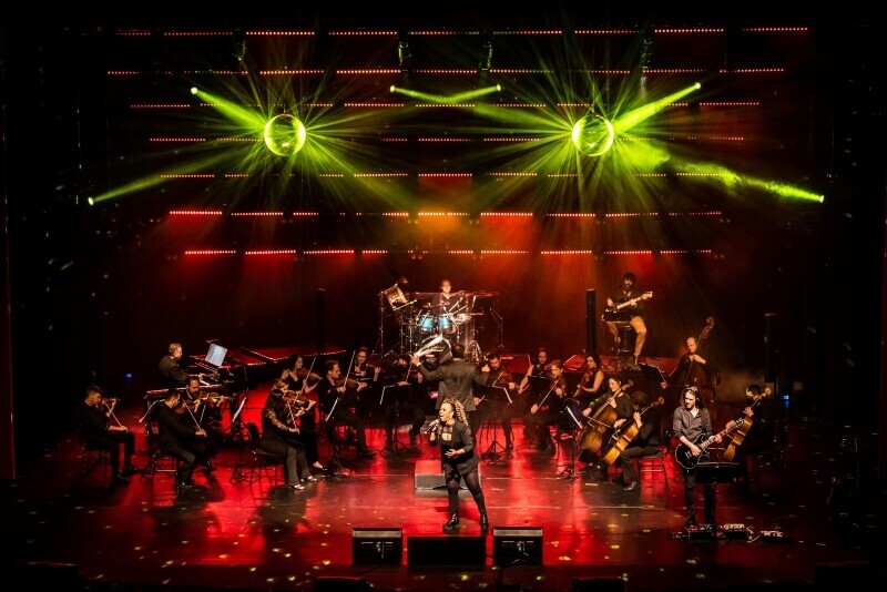 Camerata Florianópolis faz apresentação na Praça do Congresso