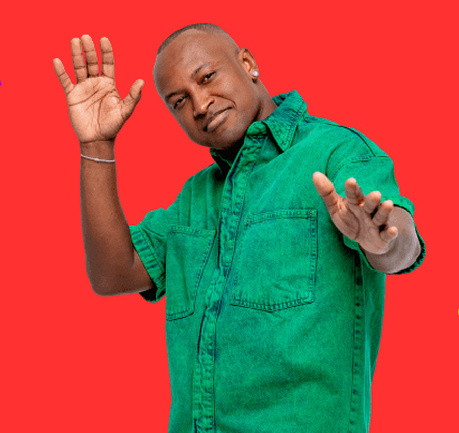 Thiaguinho faz show no Arrocha Summer Park em Balneário Rincão