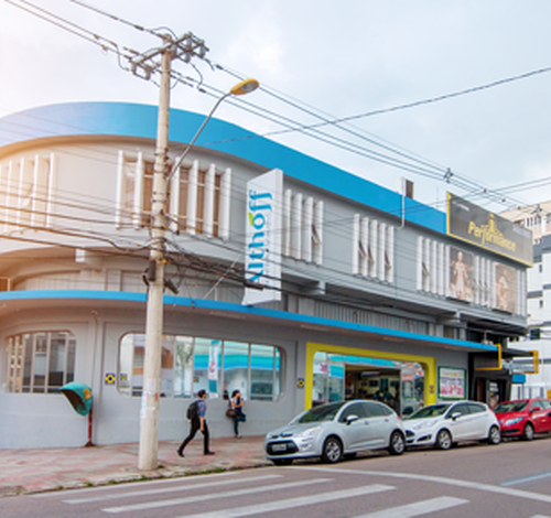 Após pedido de recuperação judicial, Althoff Supermercados inicia nova fase com foco no cliente e promoções