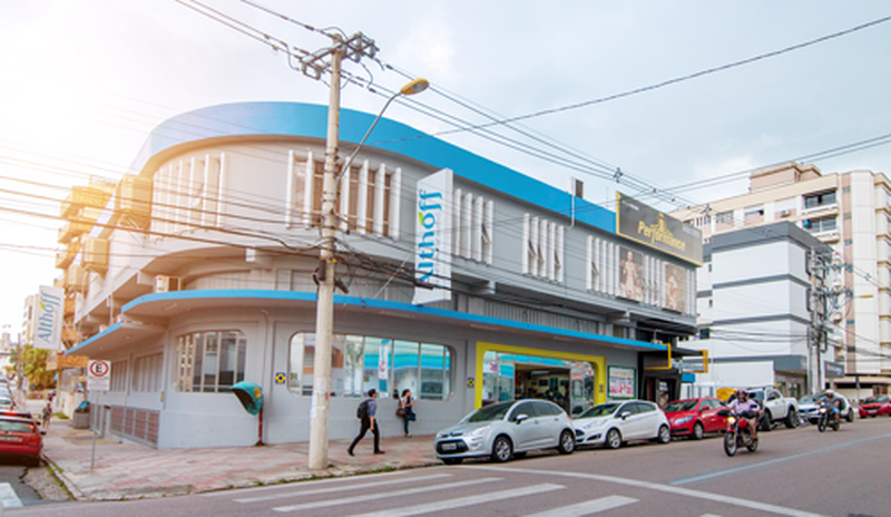 Após pedido de recuperação judicial, Althoff Supermercados inicia nova fase com foco no cliente e promoções