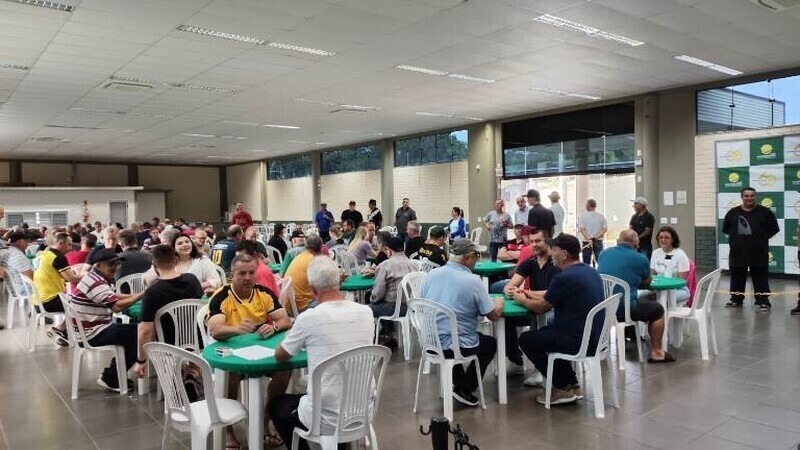 Solidariedade e diversão no 2º Torneio de Canastra da Coopercocal