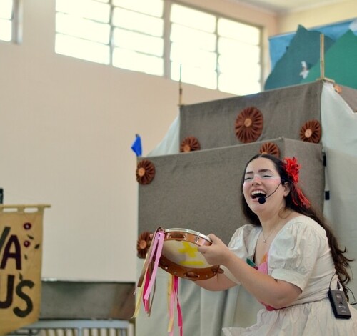 Espetáculo ‘Pulcinella no Canto da Cidade’ em Nova Veneza