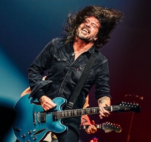 Nova era à vista: Foo Fighters lança single e prepara álbum explosivo