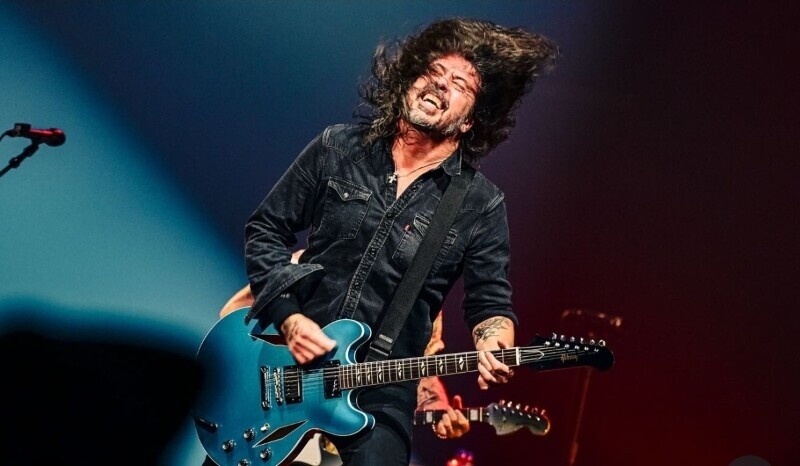 Nova era à vista: Foo Fighters lança single e prepara álbum explosivo