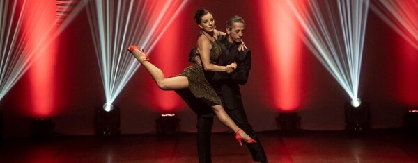 Espetáculo de tango gratuito promove cultura e inclusão em Criciúma