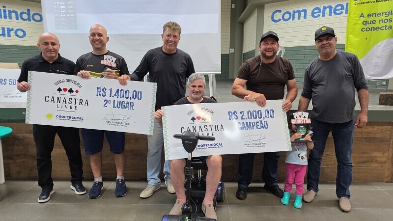 2º Torneio de Canastra da Coopercocal reúne 64 duplas em dia de integração e solidariedade