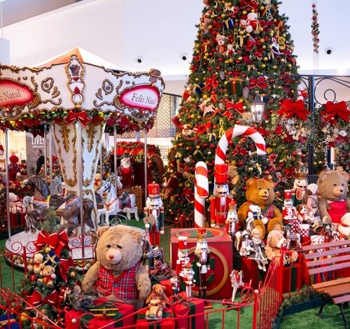 Papai Noel chega ao Nações Shopping e inaugura o 'Natal dos Presentes'