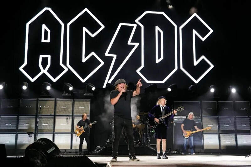 Os abusivos preços dos ingressos para os shows do AC/DC no Brasil. E a boa notícia… para os produtores