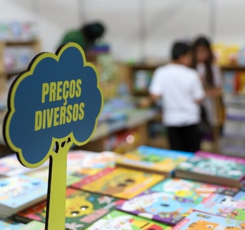 Últimos dias da Feira do Livro de Criciúma