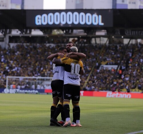 Onde assistir Cuiabá x Criciúma pela Série B: telões e transmissão ao vivo