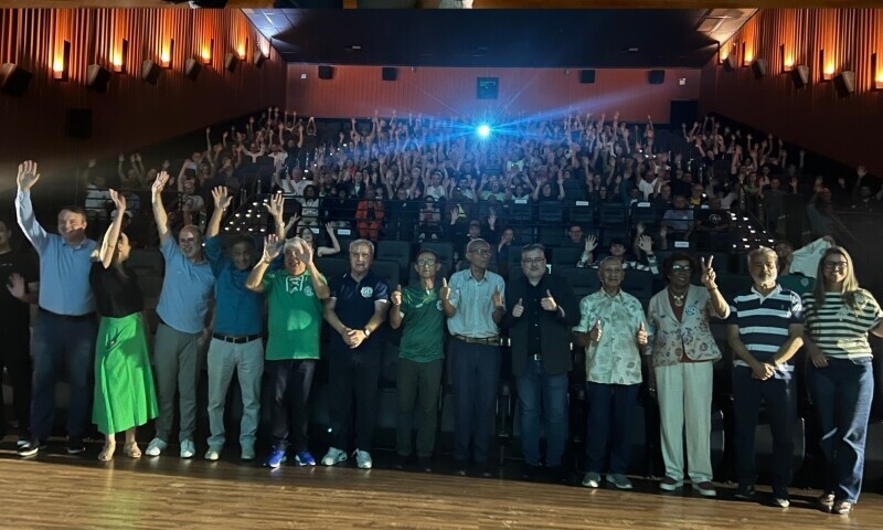 Estreia de documentário sobre o Metropol lota sala de cinema em Criciúma