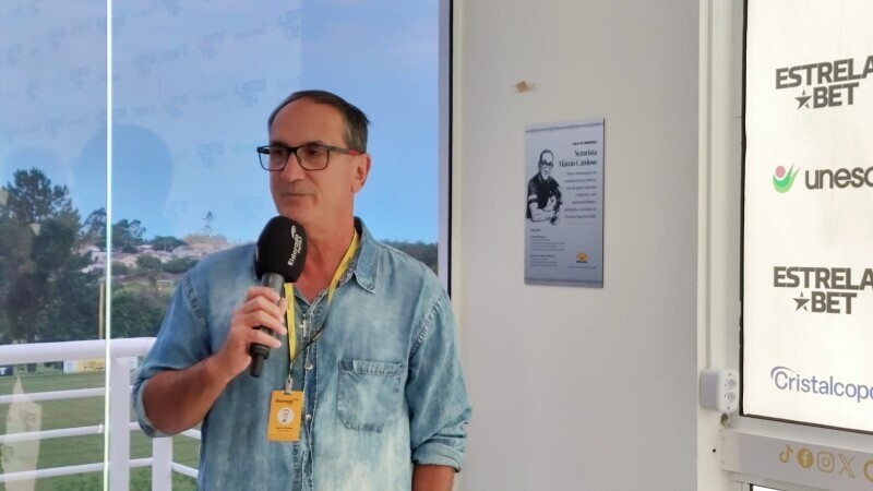 Homenagem: repórter Márcio Cardoso é eternizado no CT do Tigre