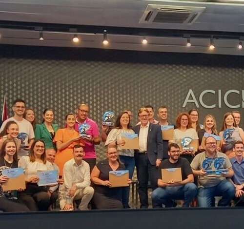 Prêmio Acic de Jornalismo 2025 revelará vencedores nesta segunda-feira