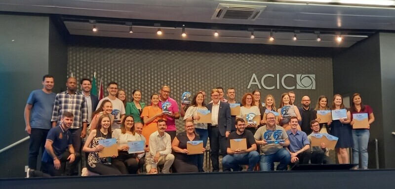 Prêmio Acic de Jornalismo 2025 revelará vencedores nesta segunda-feira