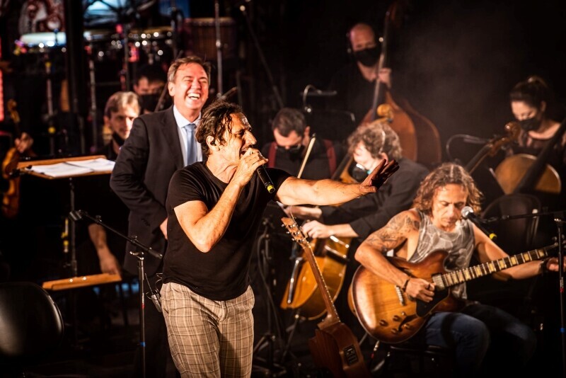 Garopaba celebra aniversário com show gratuito de Dazaranha e Camerata Florianópolis