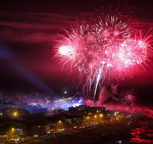 Torres celebra Réveillon 2026 com música, festa e Show da Virada; confira programação