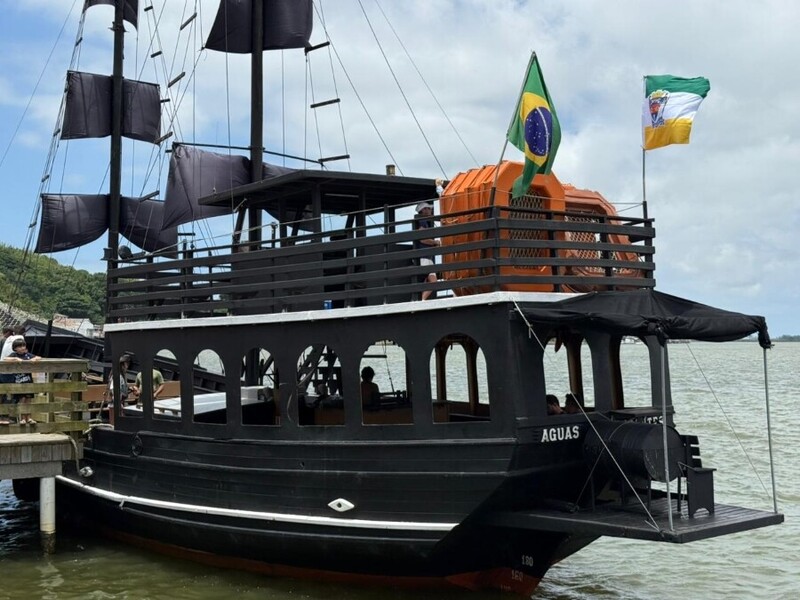 Passeio de escuna em Laguna; veja horários e valores dos ingressos