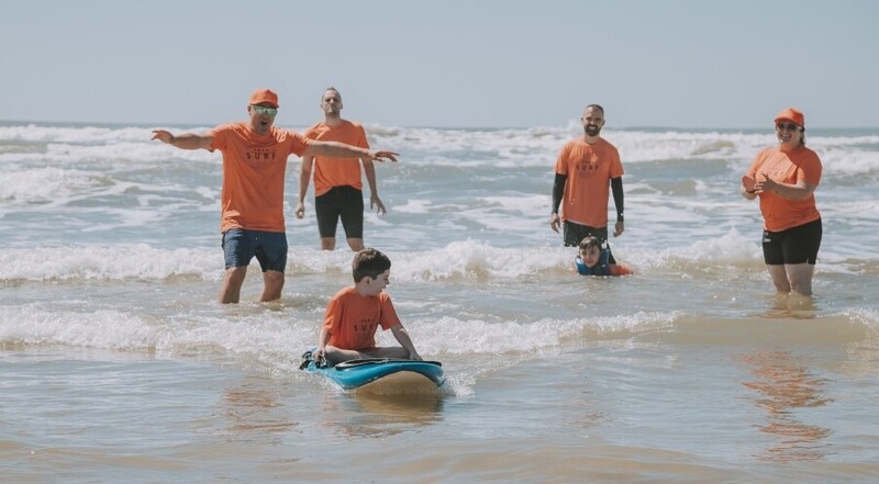 Inclusão e esporte no projeto Abba Surf em Balneário Rincão