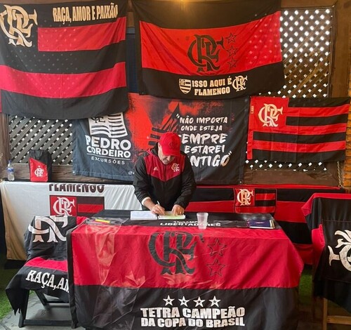 Com presença de campeões mundiais, Flamengo inaugura Consulado em Criciúma