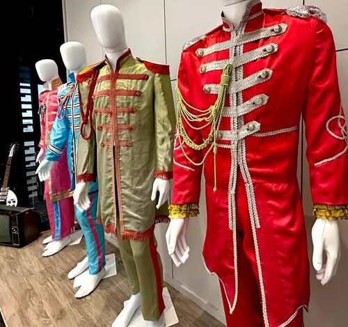 ‘Quarteto de Liverpool’: Criciúma recebe exposição sobre os Beatles