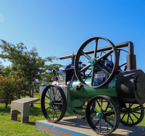 Locomóvel restaurado: patrimônio centenário volta à Praça da Chaminé em Criciúma