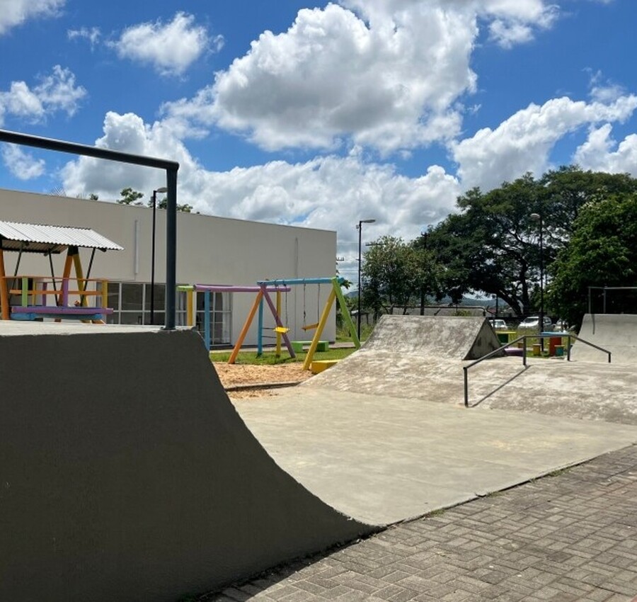 Referência no atendimento à comunidade, Praça CEU em Criciúma é revitalizada