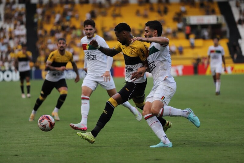 Brusque x Criciúma: assista ao vivo à semifinal da Taça Acesc no YouTube